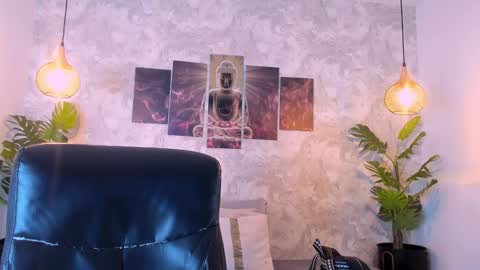 little aitana  online show from 12-15-25, 07:07