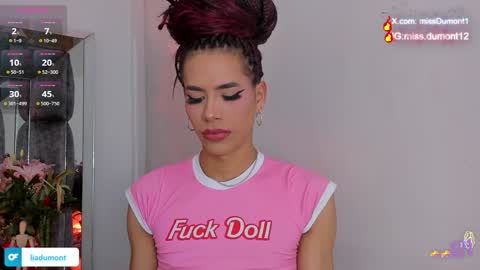 Snapshot of aivadumont chatting on 12-06-24, 12:12 Queen Dumont online show from 12-06-24, 12:12