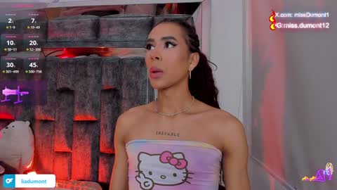 Snapshot of aivadumont chatting on 12-26-24, 08:32 Queen Dumont online show from 12-26-24, 08:32