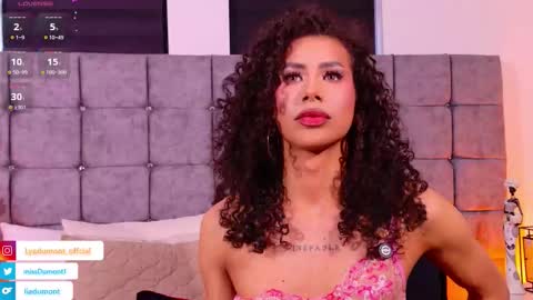 Snapshot of aivadumont chatting on 02-15-26, 09:22 Queen Dumont online show from 02-15-26, 09:22