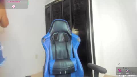 Aixa Burgos online show from 09-19-25, 01:01