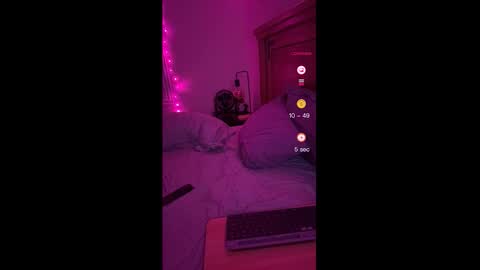 Snapshot of ajsquirts chatting on 11-02-25, 05:43 ajsquirts online show from 11-02-25, 05:43