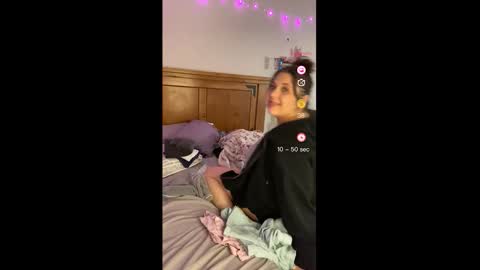 ajsquirts online show from 11-08-25, 07:52