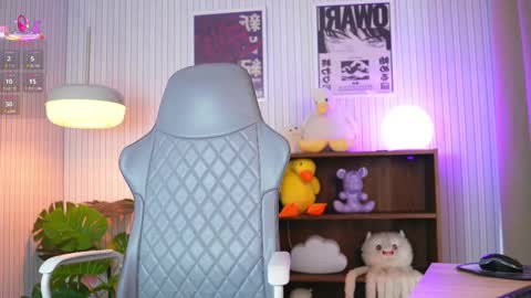 Snapshot of akame_s chatting on 03-09-25, 09:03 online show from 03-09-25, 09:03