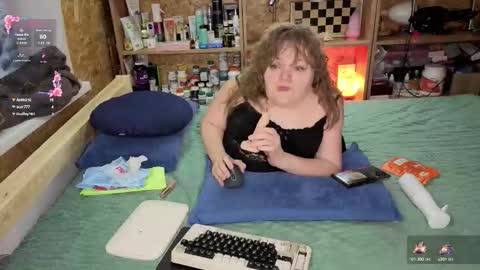 Natalie online show from 12-14-25, 04:34