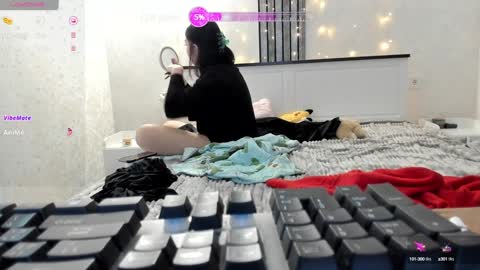 Kim online show from 01-13-25, 03:58