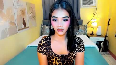 Snapshot of akira_heleana_nastyxx chatting on 10-16-25, 02:56 AYESHA CUTE NOT INTO CHEAP online show from 10-16-25, 02:56