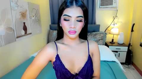 Snapshot of akira_heleana_nastyxx chatting on 10-28-25, 02:37 AYESHA CUTE NOT INTO CHEAP online show from 10-28-25, 02:37