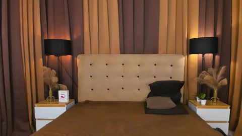 Snapshot of akira_heleana_nastyxx chatting on 11-17-25, 01:55 AYESHA CUTE NOT INTO CHEAP online show from 11-17-25, 01:55