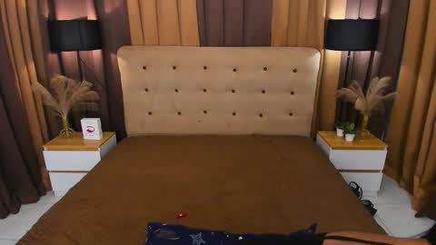 Snapshot of akira_heleana_nastyxx chatting on 11-20-25, 01:28 AYESHA CUTE NOT INTO CHEAP online show from 11-20-25, 01:28