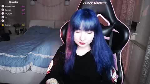 akirahartyx online show from 09-25-25, 05:05