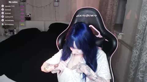 akirahartyx online show from 02-05-26, 03:27