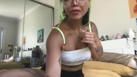 Akira Zay online show from 12-01-25, 10:37