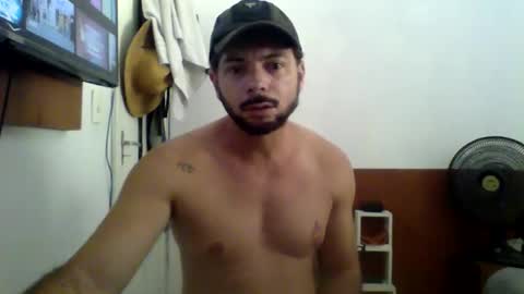 Snapshot of akisaski chatting on 11-09-25, 05:22 ASKI online show from 11-09-25, 05:22