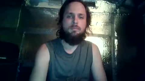 Snapshot of akki175 chatting on 10-29-25, 02:36 Jay online show from 10-29-25, 02:36