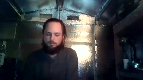 Snapshot of akki175 chatting on 10-31-25, 02:45 Jay online show from 10-31-25, 02:45