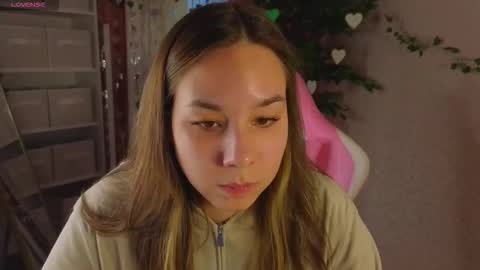 Snapshot of al1ice_moures chatting on 02-05-26, 09:14 Al1ice online show from 02-05-26, 09:14