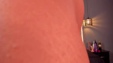 Alahia  online show from 10-09-25, 03:43