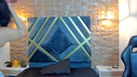 ALAHIA online show from 10-10-25, 11:09