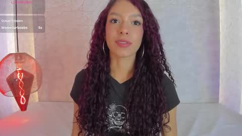 Alahia online show from 01-05-26, 08:34