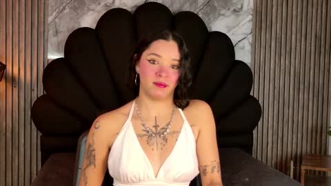 alahyapalmer_ online show from 10-30-25, 04:25