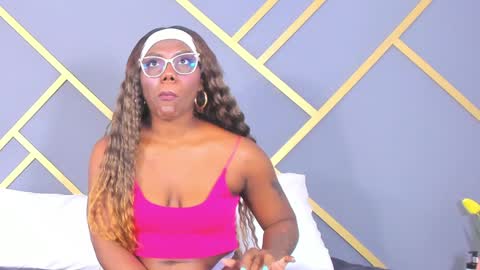alaia_colins online show from 01-11-25, 06:45