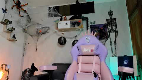 Alaia online show from 11-03-25, 10:10