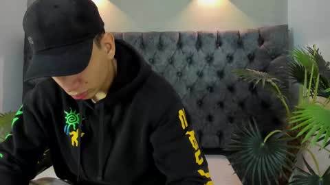 Alan online show from 10-22-25, 01:00