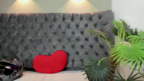 Alan online show from 10-23-25, 01:32