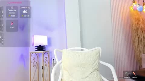 Snapshot of alana__rossetti chatting on 03-24-26, 12:32 Alana online show from 03-24-26, 12:32