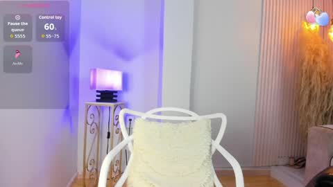 Snapshot of alana__rossetti chatting on 04-01-26, 01:34 Alana online show from 04-01-26, 01:34