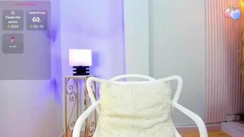 Snapshot of alana__rossetti chatting on 04-09-26, 12:32 Alana online show from 04-09-26, 12:32