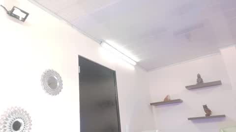 Snapshot of alana_madison chatting on 11-02-25, 11:45 Maeve online show from 11-02-25, 11:45