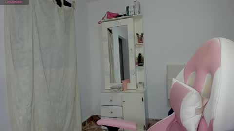 Alana. online show from 01-09-26, 02:03