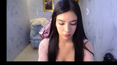 Snapshot of alana_rosse_s chatting on 11-01-25, 01:35 Alana online show from 11-01-25, 01:35