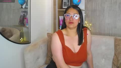 Alana  online show from 09-26-25, 05:17