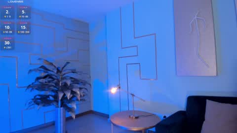 Snapshot of alanacraft chatting on 01-23-25, 06:39 Alana online show from 01-23-25, 06:39