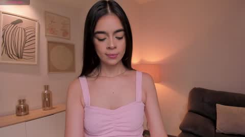 Snapshot of alanacraft chatting on 02-02-25, 03:32 Alana online show from 02-02-25, 03:32