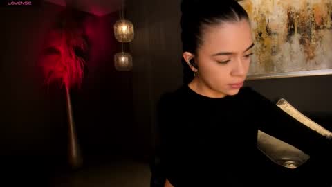 Snapshot of alanacraft chatting on 09-12-25, 11:54 Alana online show from 09-12-25, 11:54