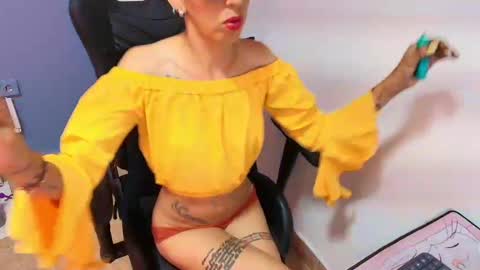 Snapshot of alanah_preston_ chatting on 09-30-25, 03:22 Alanah Prestoon online show from 09-30-25, 03:22