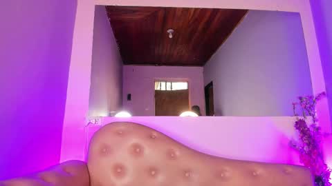 Snapshot of alanapetterson chatting on 11-10-25, 12:37 alanapetterson online show from 11-10-25, 12:37