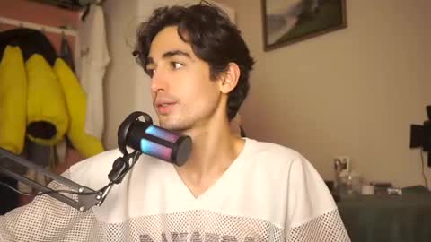 idenavarre online show from 01-26-25, 10:35