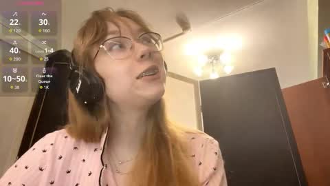 Stella online show from 10-24-25, 08:33