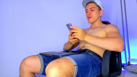 Alan Ferrer online show from 12-21-25, 11:17