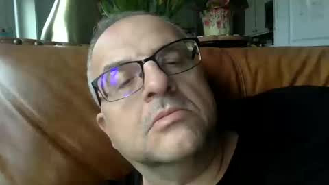 Snapshot of alankrieski1174 chatting on 10-12-25, 11:53 alankrieski1174 online show from 10-12-25, 11:53