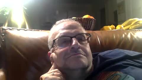 Snapshot of alankrieski1174 chatting on 10-19-25, 04:13 alankrieski1174 online show from 10-19-25, 04:13