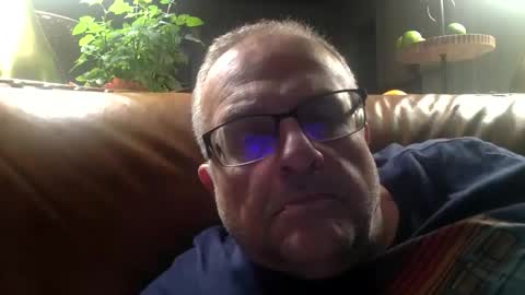 Snapshot of alankrieski1174 chatting on 11-14-25, 03:49 alankrieski1174 online show from 11-14-25, 03:49