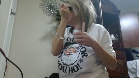 Alanna Rack online show from 11-23-25, 03:34