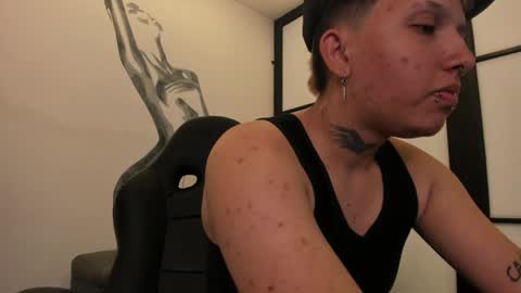 alanred_ online show from 09-11-25, 04:56