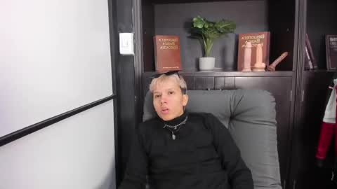 alanred_ online show from 09-29-25, 04:28
